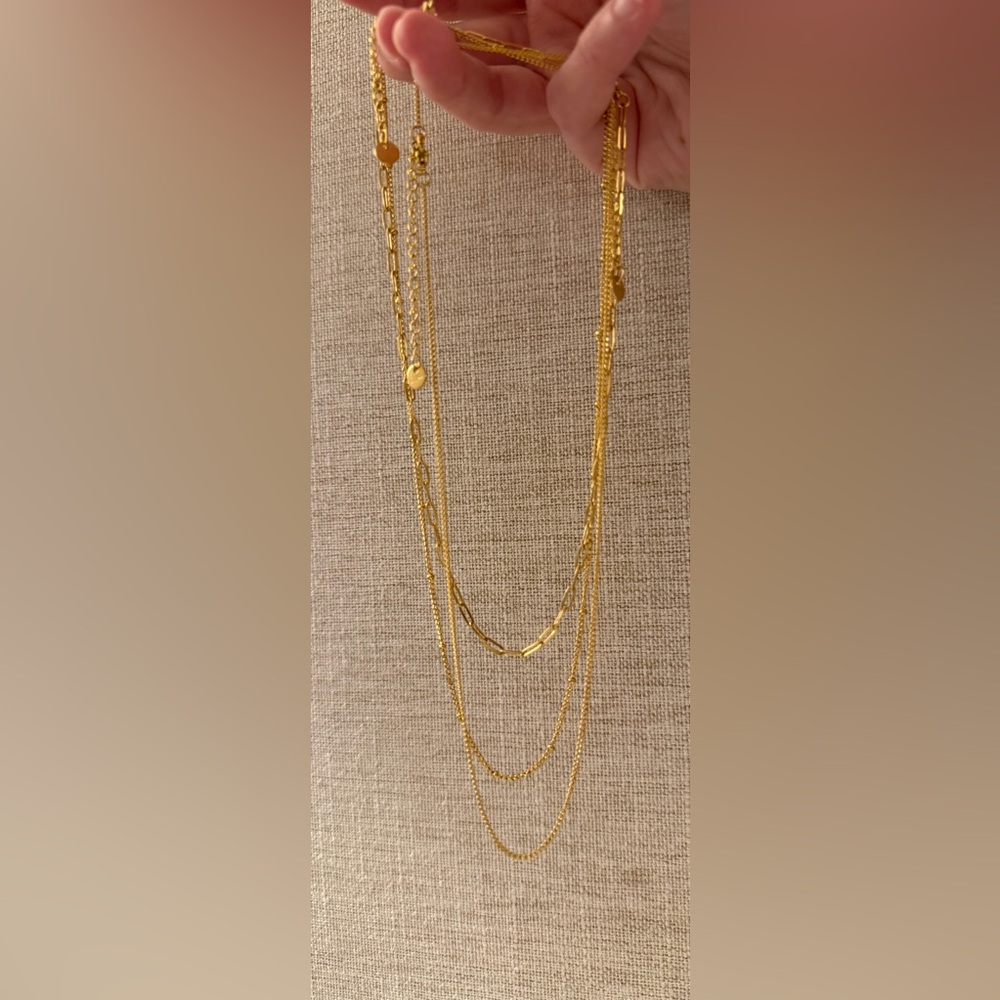 Gold Layered Necklace (3 stacked)
